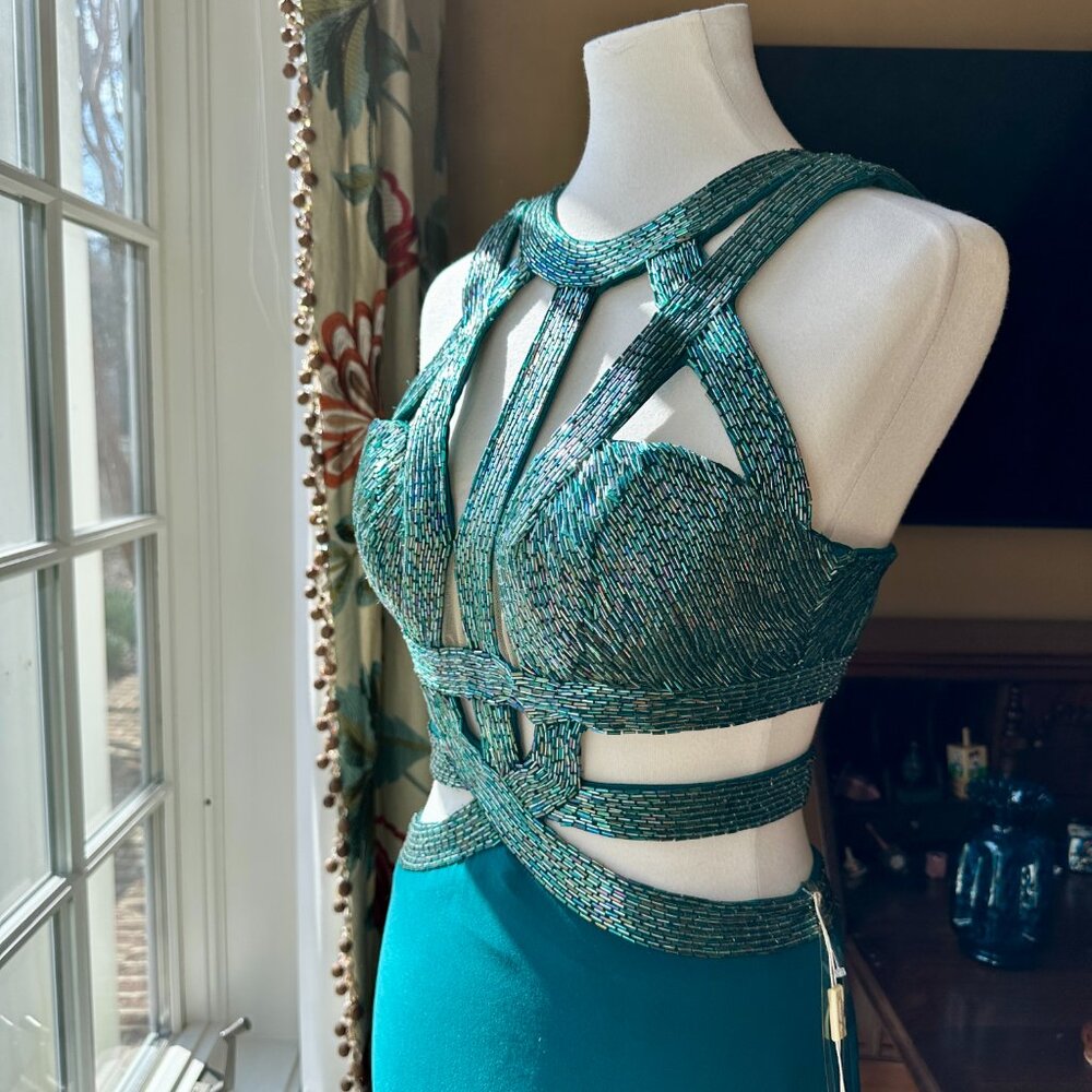 Jasz Couture 5939 Teal Beaded Halter Cutout Prom Gown - Size 2 - NWT - Picture 3 of 7